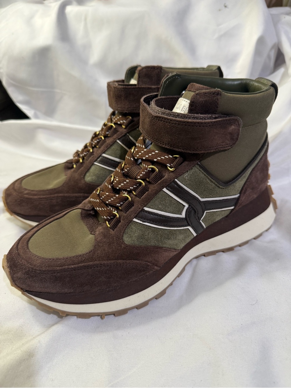 Veronica Beard Valentina Hi Sneaker Woman’s Size 8.5